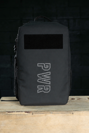 V2 backpack solid black (pre-sale)