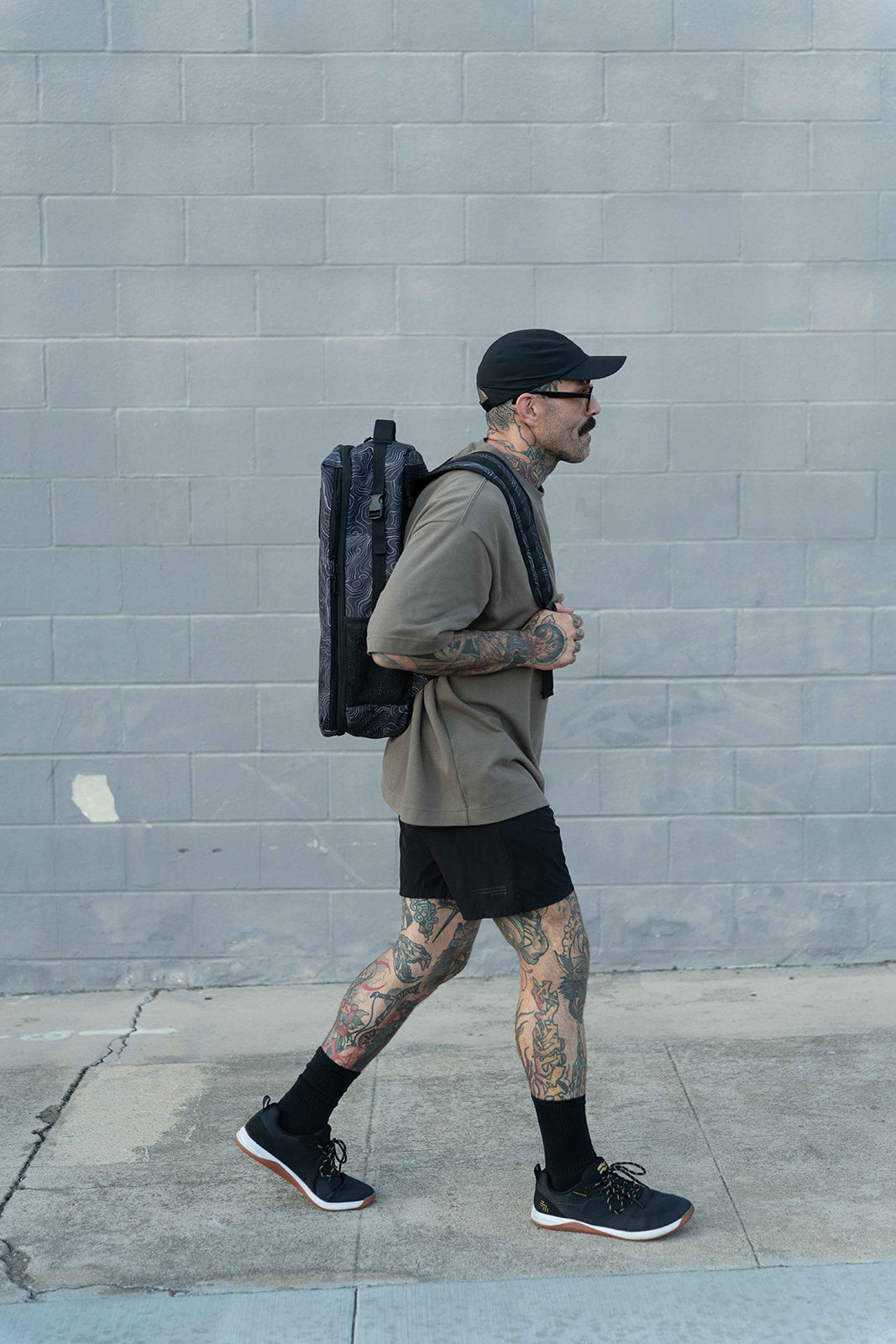 V2 Topography backpack black (pre-sale)