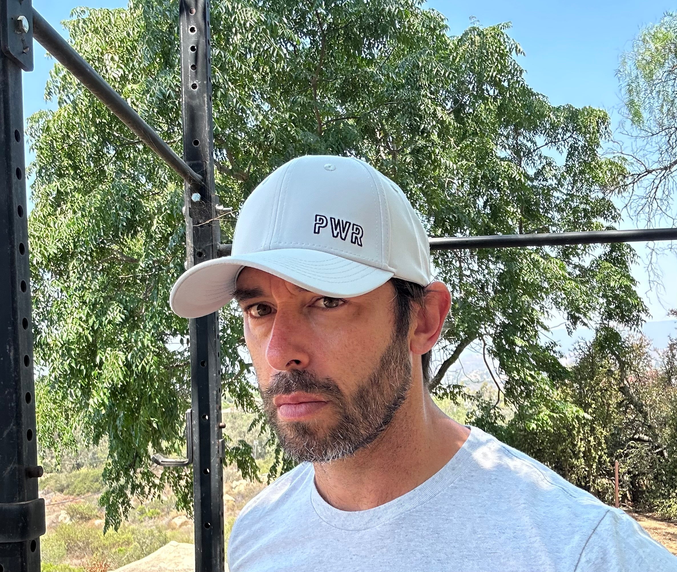 White Eco-Performance hat.