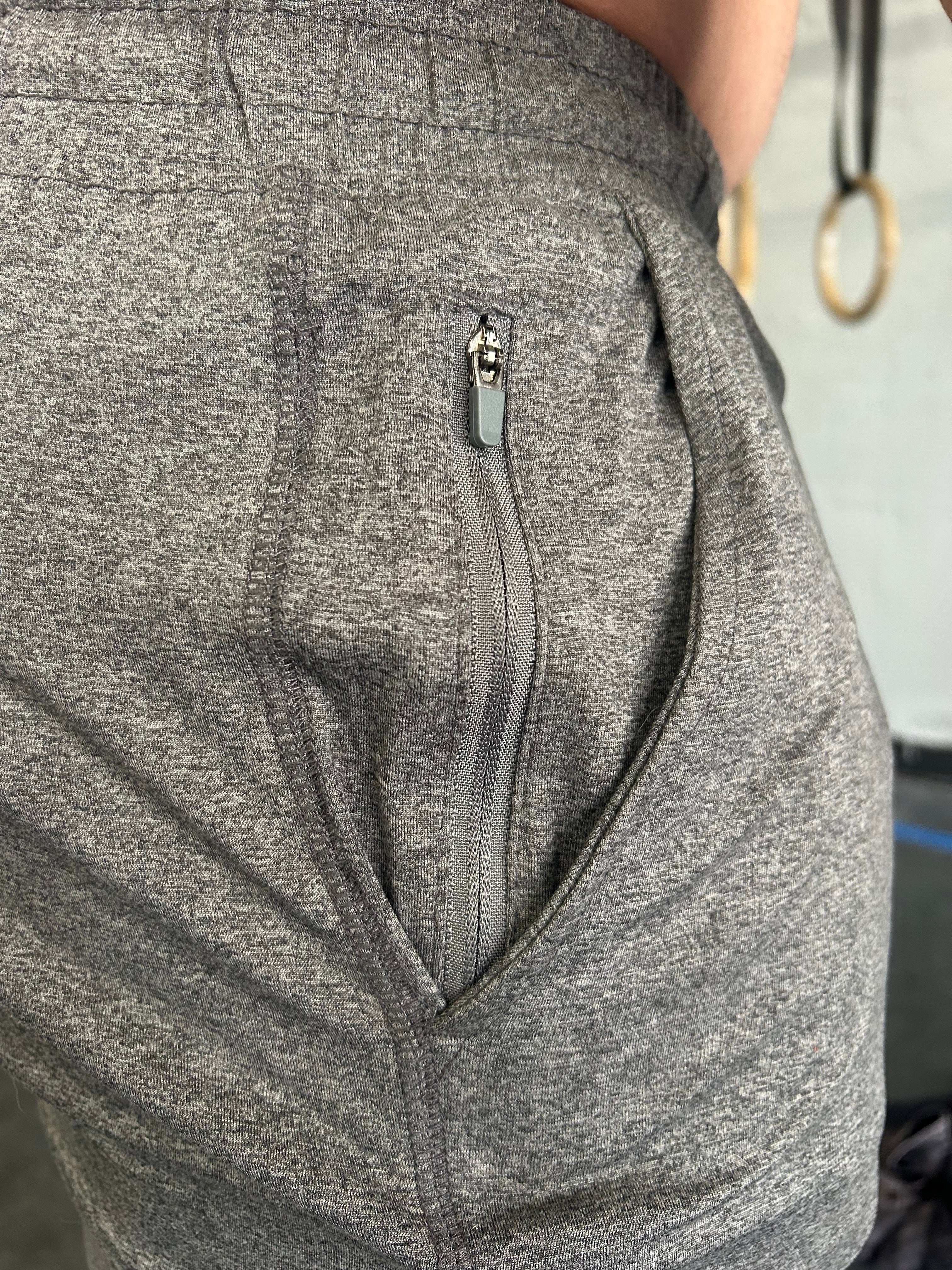 Smooth Hustle Short Dark Gray - OG logo